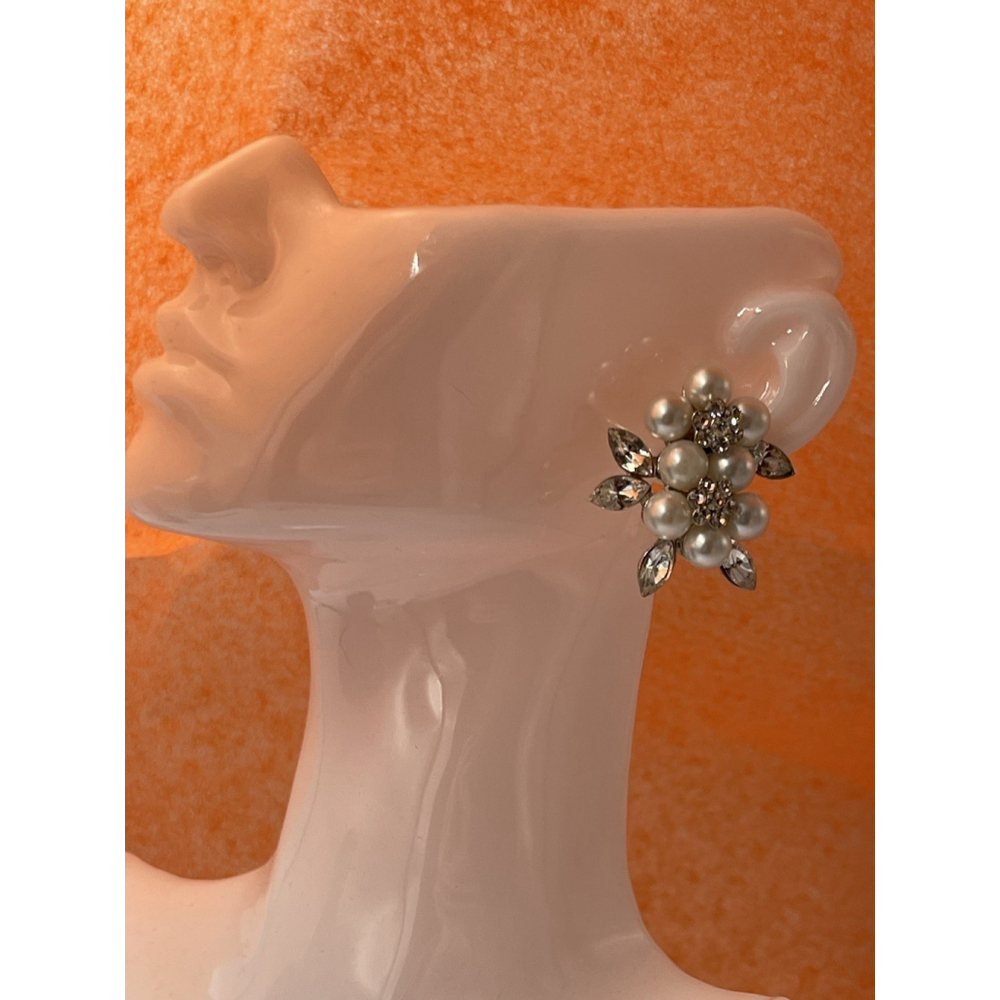 Earrings Faux Pearl Crystal Floral Flower Silver Tone Screw Back VTG